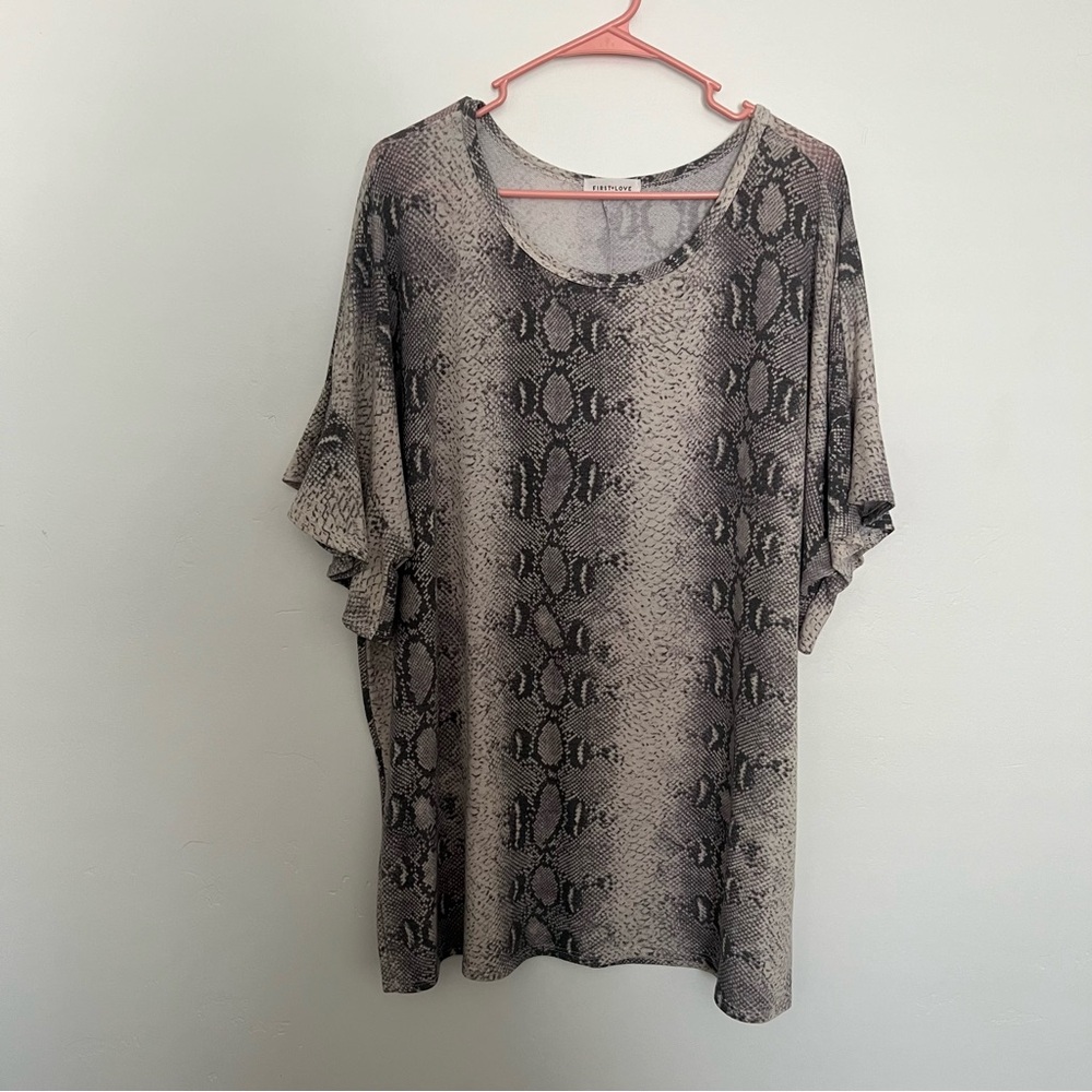 Snake print shirt with ruffle sleeves